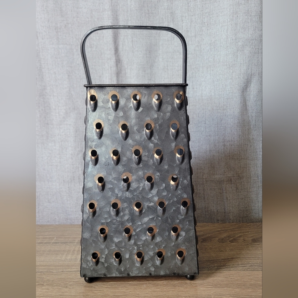 Vintage Metal Grater Set Candle Holder Decor - Picture 14 of 16